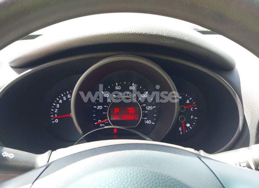 Photo 7 of 2015 Kia Soul + (VIN KNDJP3A52F7812315)