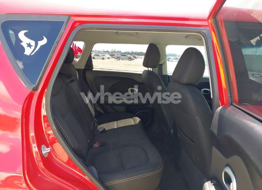 Photo 8 of 2015 Kia Soul + (VIN KNDJP3A52F7812315)