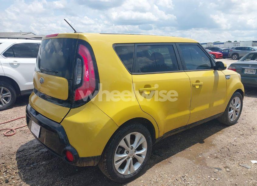 Photo 4 of 2016 Kia Soul + (VIN KNDJP3A52G7259120)