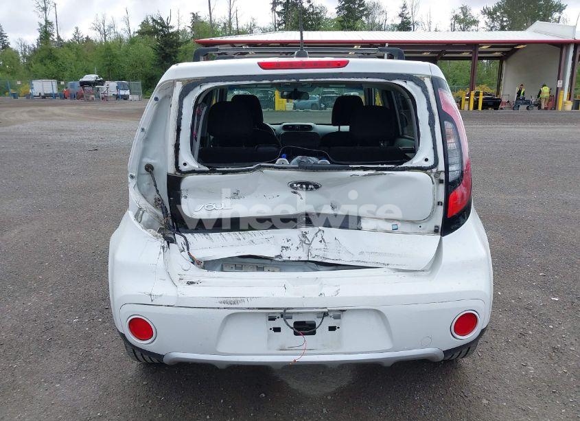 Photo 16 of 2017 Kia Soul + (VIN KNDJP3A52H7491976)