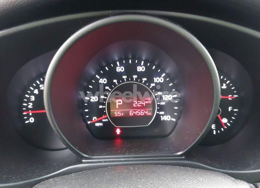 Photo 7 of 2017 Kia Soul + (VIN KNDJP3A52H7491976)