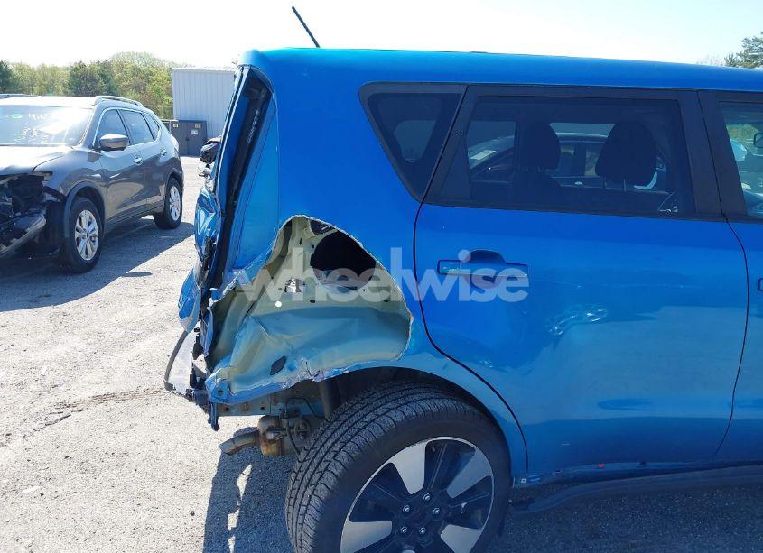 Photo 6 of 2018 Kia Soul + (VIN KNDJP3A52J7517918)