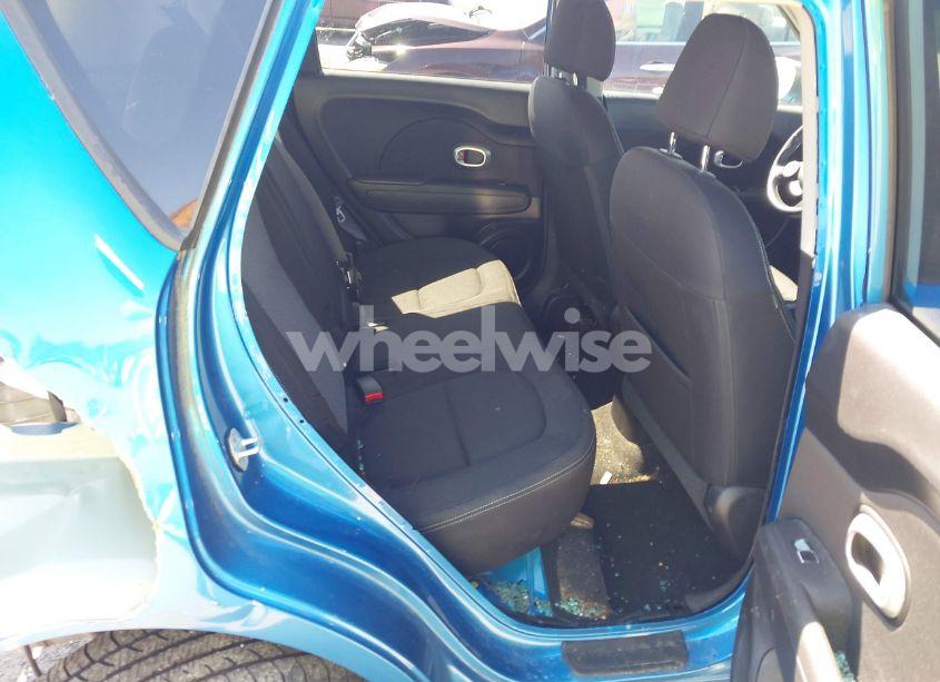 Photo 8 of 2018 Kia Soul + (VIN KNDJP3A52J7517918)