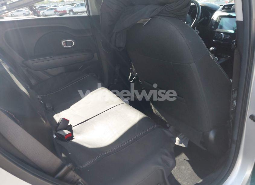 Photo 8 of 2018 Kia Soul + (VIN KNDJP3A52J7538171)