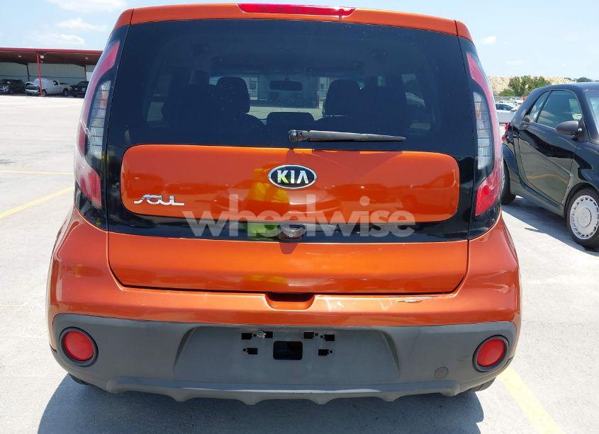 Photo 16 of 2018 Kia Soul + (VIN KNDJP3A52J7579500)