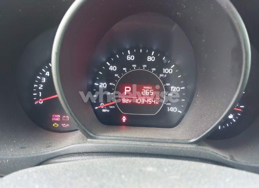 Photo 7 of 2018 Kia Soul + (VIN KNDJP3A52J7600216)