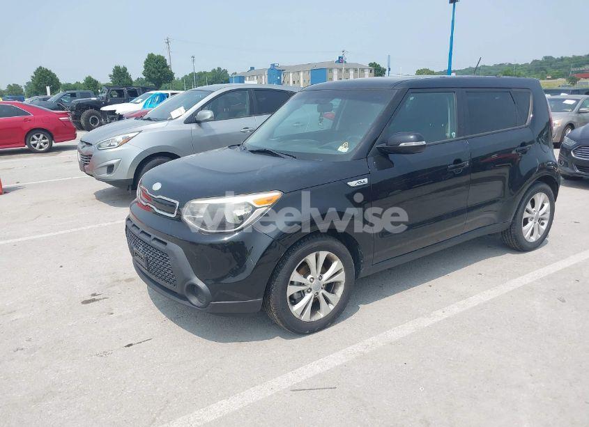 Photo 2 of 2014 Kia Soul + (VIN KNDJP3A53E7024531)