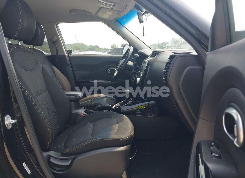 Photo 5 of 2014 Kia Soul + (VIN KNDJP3A53E7024531)