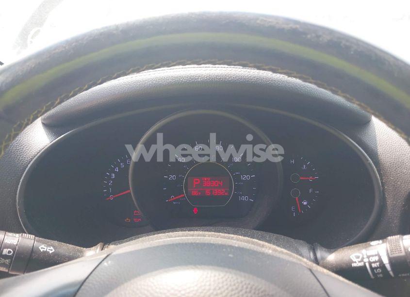 Photo 7 of 2014 Kia Soul + (VIN KNDJP3A53E7024531)