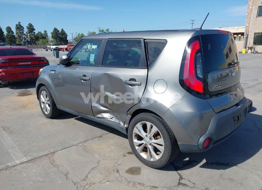 Photo 3 of 2015 Kia Soul + (VIN KNDJP3A53F7182630)