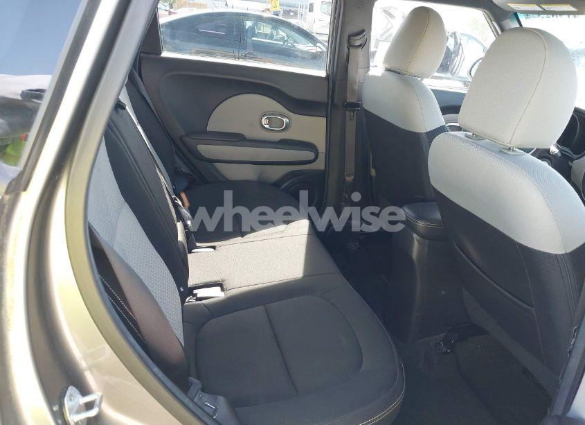 Photo 8 of 2015 Kia Soul + (VIN KNDJP3A53F7182630)