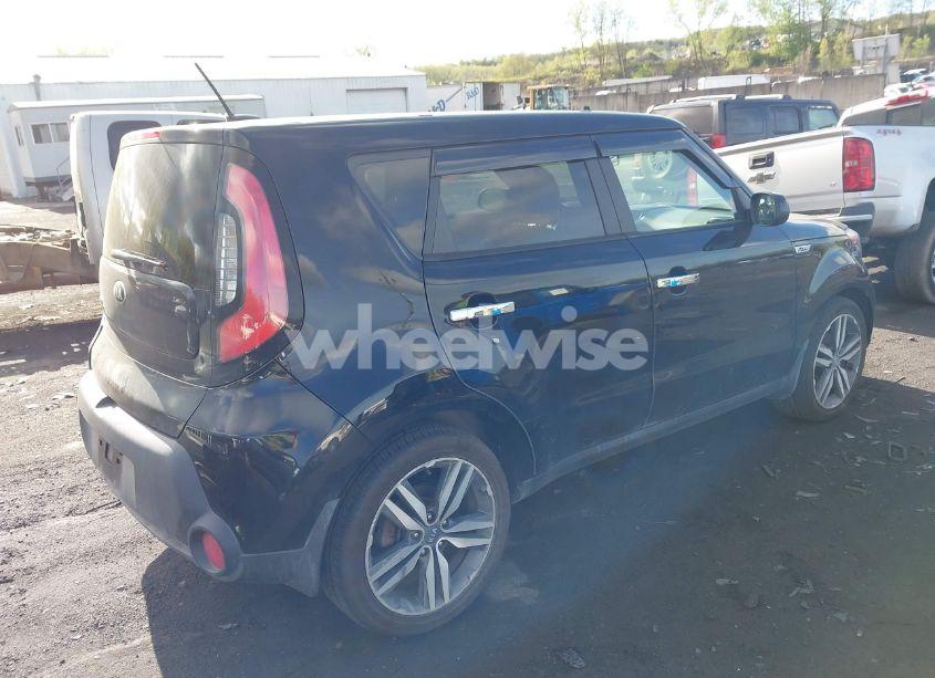 Photo 4 of 2015 Kia Soul + (VIN KNDJP3A53F7214850)