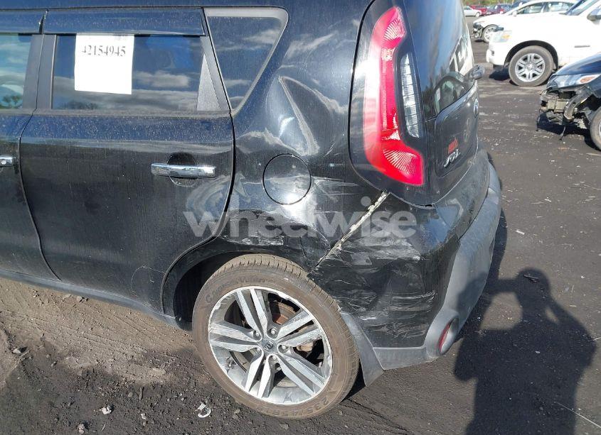 Photo 6 of 2015 Kia Soul + (VIN KNDJP3A53F7214850)