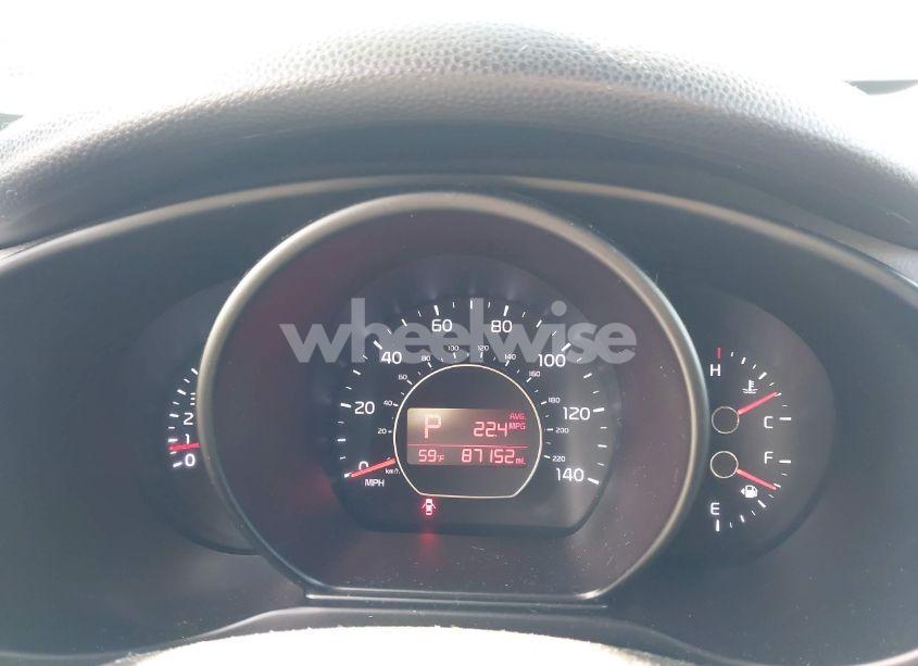 Photo 7 of 2015 Kia Soul + (VIN KNDJP3A53F7214850)