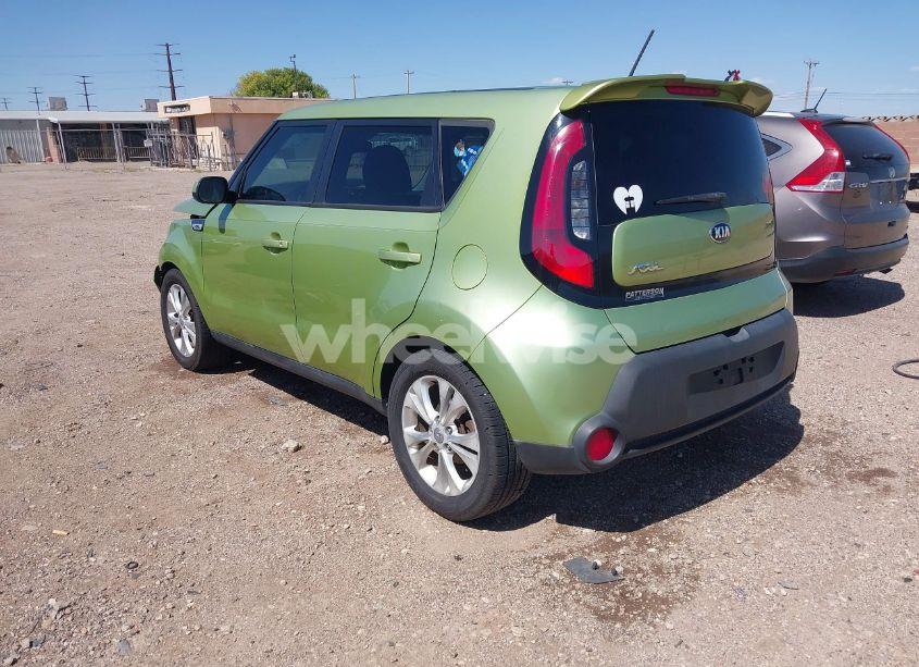 Photo 3 of 2015 Kia Soul + (VIN KNDJP3A53F7814459)