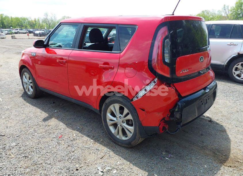 Photo 3 of 2016 Kia Soul + (VIN KNDJP3A53G7839265)