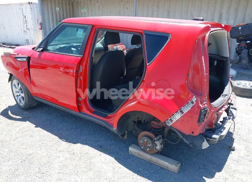 Photo 3 of 2017 Kia Soul + (VIN KNDJP3A53H7467279)