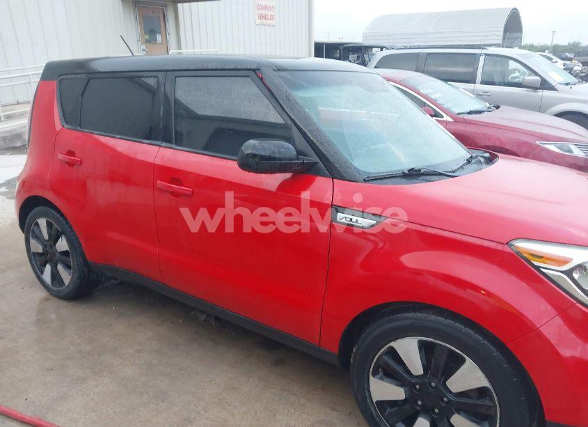 Photo 13 of 2018 Kia Soul + (VIN KNDJP3A53J7562155)