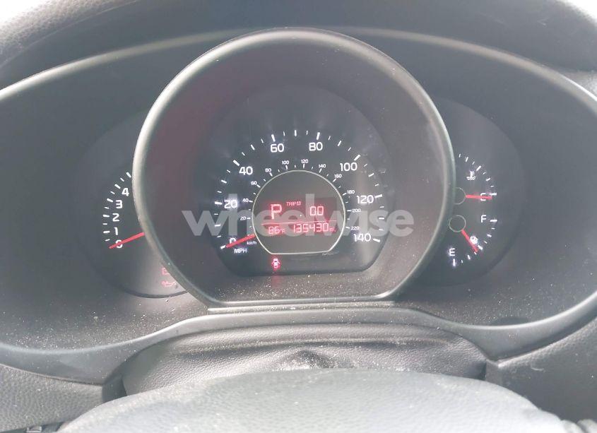 Photo 7 of 2018 Kia Soul + (VIN KNDJP3A53J7562155)