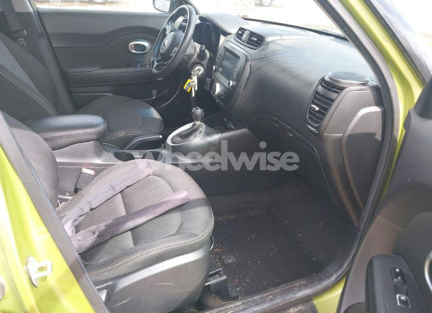 Photo 5 of 2018 Kia Soul + (VIN KNDJP3A53J7905269)