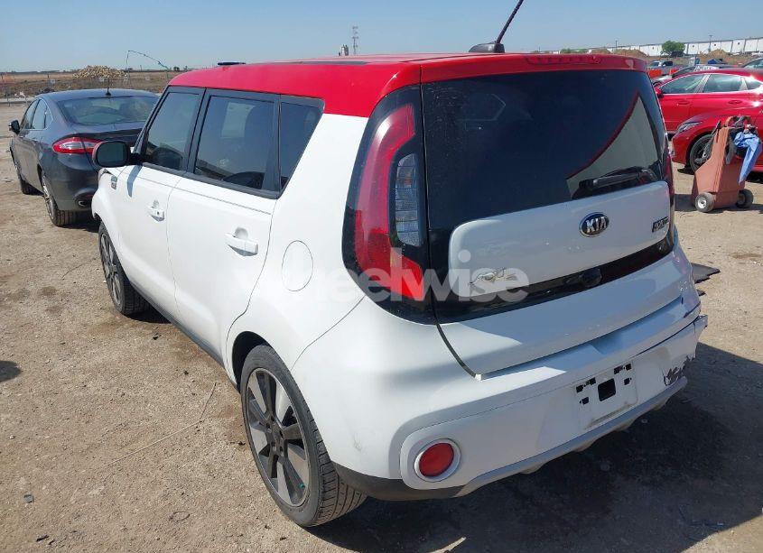 Photo 3 of 2019 Kia Soul + (VIN KNDJP3A53K7648843)