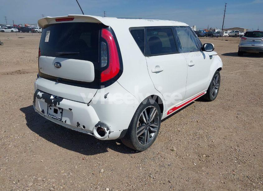 Photo 4 of 2014 Kia Soul + (VIN KNDJP3A54E7028751)