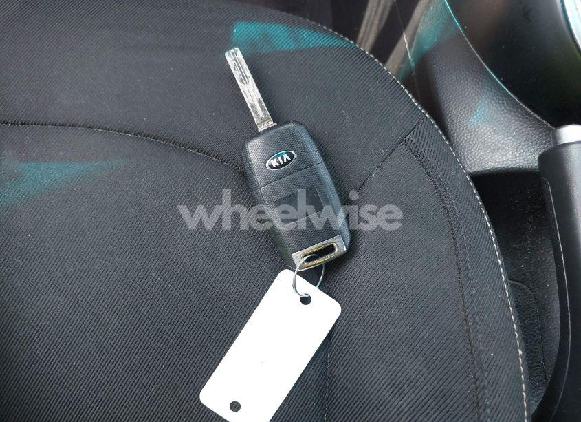 Photo 11 of 2014 Kia Soul + (VIN KNDJP3A54E7700307)