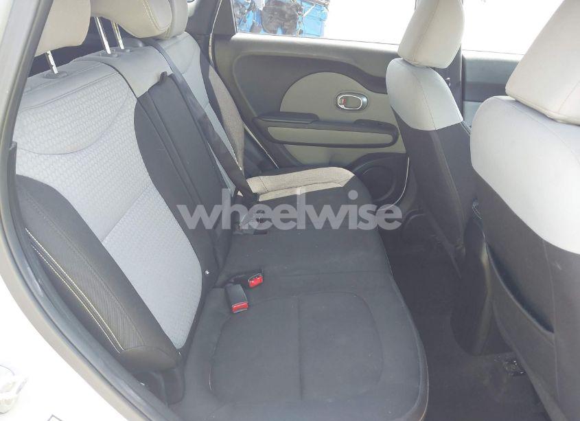 Photo 8 of 2014 Kia Soul + (VIN KNDJP3A54E7700307)