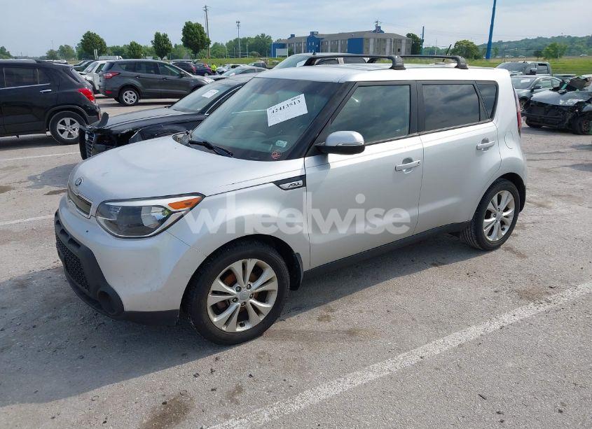 Photo 2 of 2014 Kia Soul + (VIN KNDJP3A54E7731203)