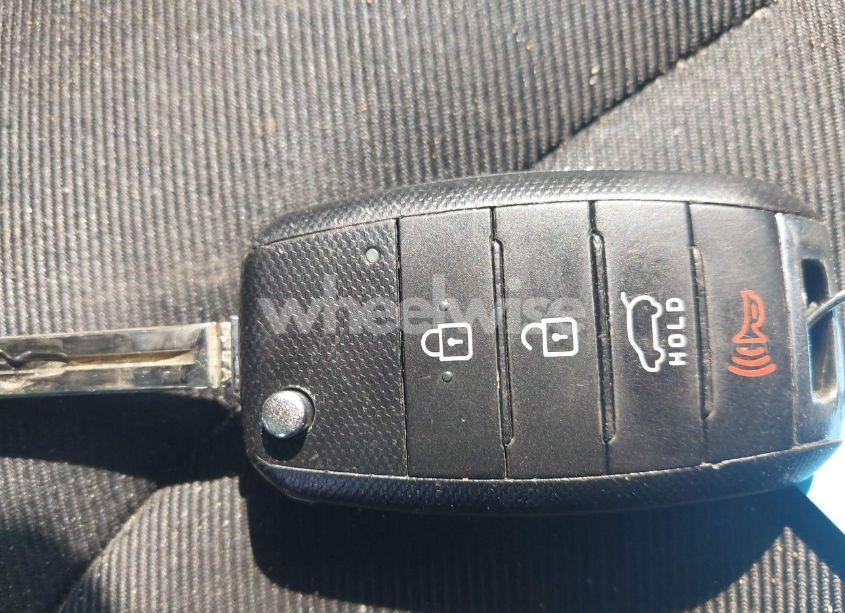 Photo 11 of 2015 Kia Soul + (VIN KNDJP3A54F7130472)