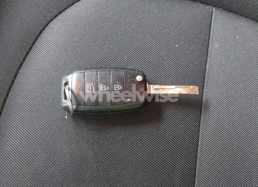 Photo 11 of 2015 Kia Soul + (VIN KNDJP3A54F7142623)