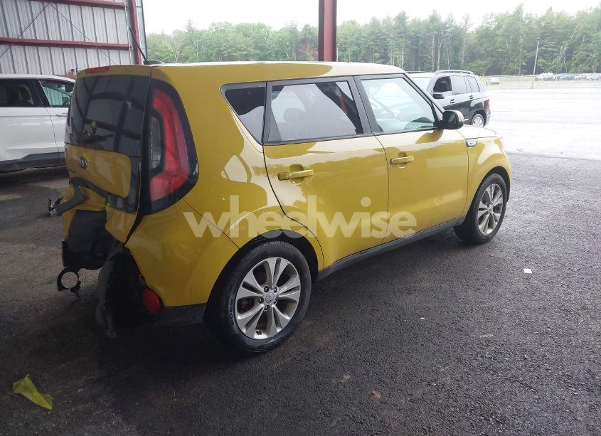 Photo 4 of 2015 Kia Soul + (VIN KNDJP3A54F7142623)
