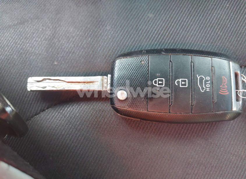 Photo 11 of 2015 Kia Soul + (VIN KNDJP3A54F7167070)