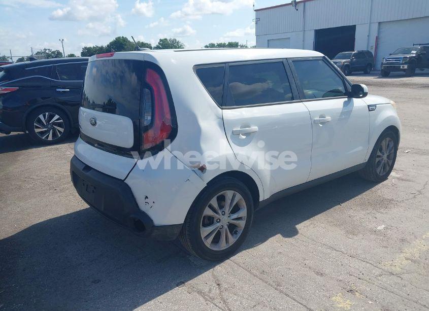 Photo 4 of 2015 Kia Soul + (VIN KNDJP3A54F7167070)