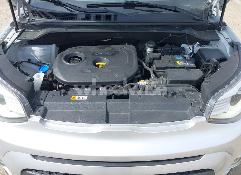 Photo 10 of 2018 Kia Soul + (VIN KNDJP3A54J7613131)