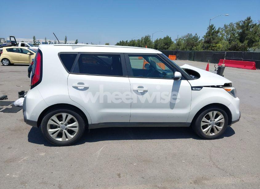 Photo 13 of 2014 Kia Soul + (VIN KNDJP3A55E7074038)