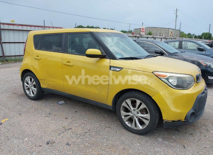 2015 Kia Soul + (VIN KNDJP3A55F7111767) main photo