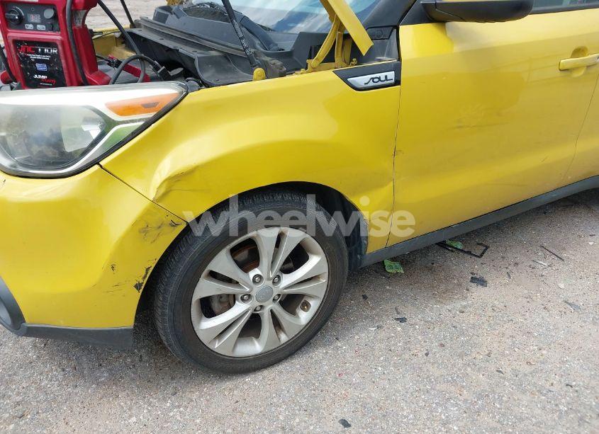 Photo 6 of 2015 Kia Soul + (VIN KNDJP3A55F7111767)