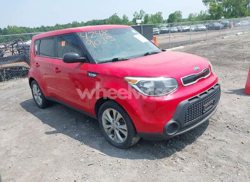 2015 Kia Soul + (VIN KNDJP3A55F7765605) main photo