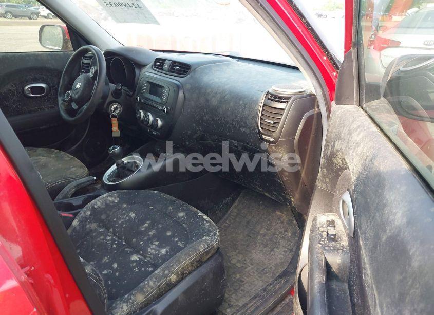 Photo 5 of 2015 Kia Soul + (VIN KNDJP3A55F7765605)