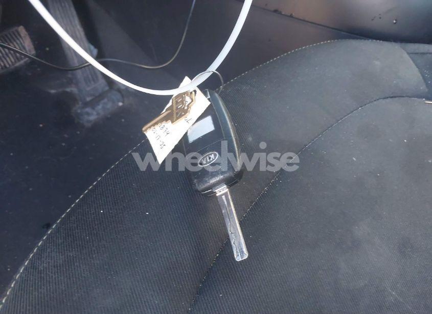 Photo 11 of 2016 Kia Soul + (VIN KNDJP3A55G7252288)