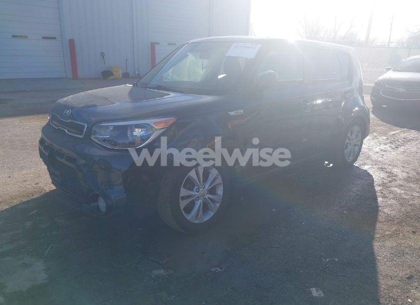 Photo 2 of 2016 Kia Soul + (VIN KNDJP3A55G7252288)