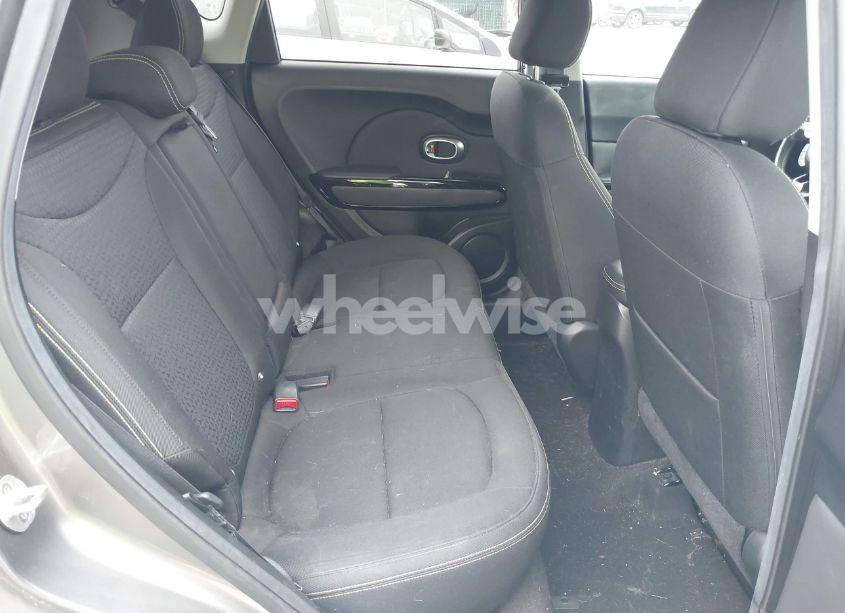 Photo 8 of 2016 Kia Soul + (VIN KNDJP3A55G7358904)