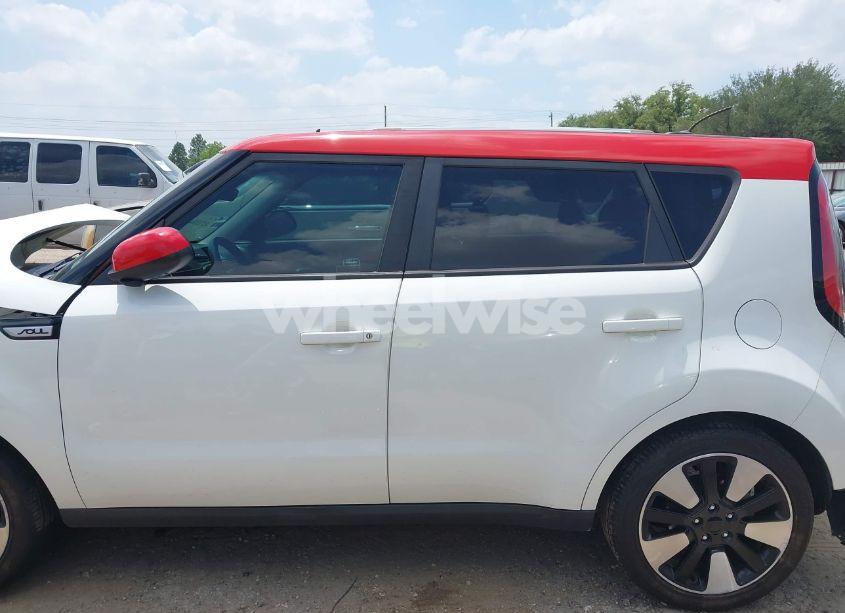 Photo 14 of 2017 Kia Soul + (VIN KNDJP3A55H7410243)