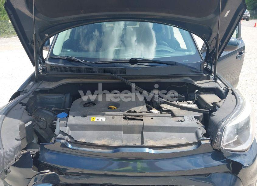 Photo 10 of 2017 Kia Soul + (VIN KNDJP3A55H7435403)