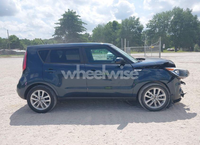 Photo 13 of 2017 Kia Soul + (VIN KNDJP3A55H7435403)