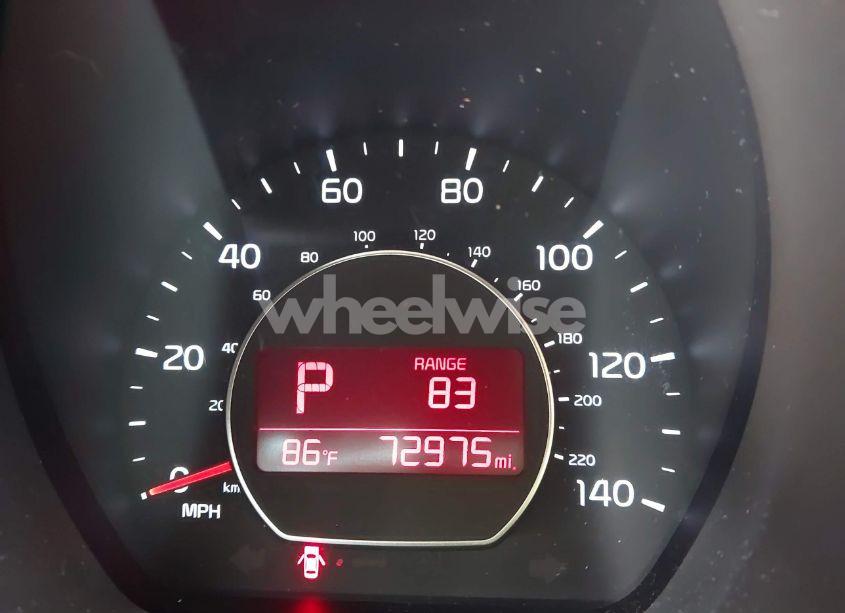 Photo 15 of 2017 Kia Soul + (VIN KNDJP3A55H7435403)