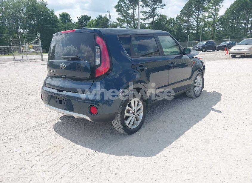 Photo 4 of 2017 Kia Soul + (VIN KNDJP3A55H7435403)