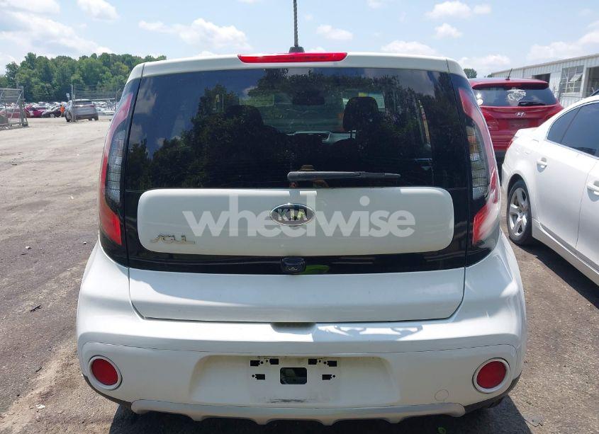 Photo 15 of 2017 Kia Soul + (VIN KNDJP3A55H7500198)