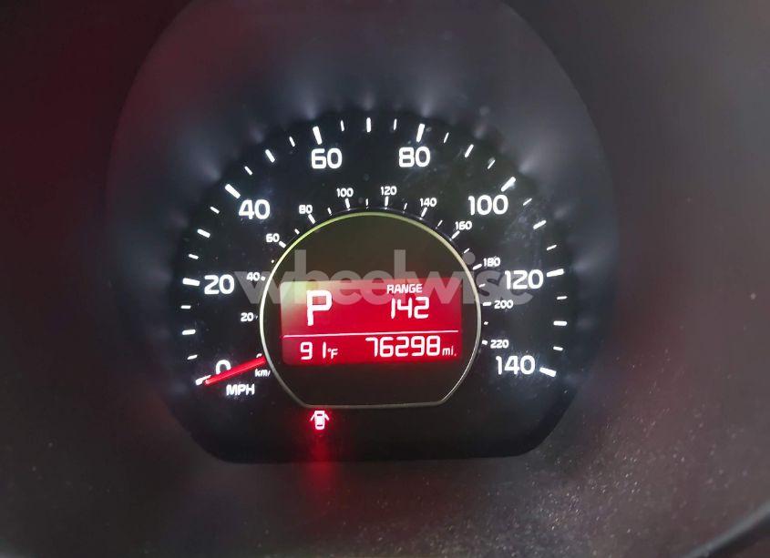 Photo 7 of 2017 Kia Soul + (VIN KNDJP3A55H7500198)